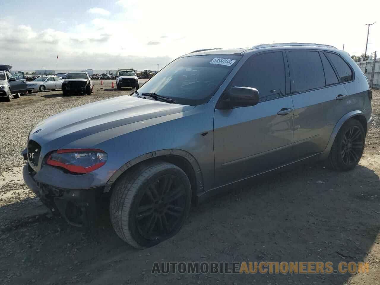 5UXZV8C5XCL426066 BMW X5 2012