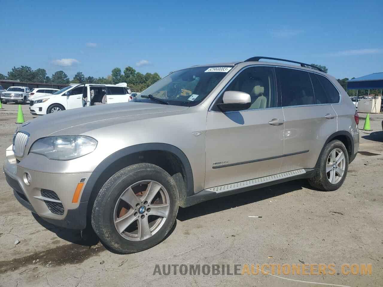 5UXZW0C52D0B92090 BMW X5 2015