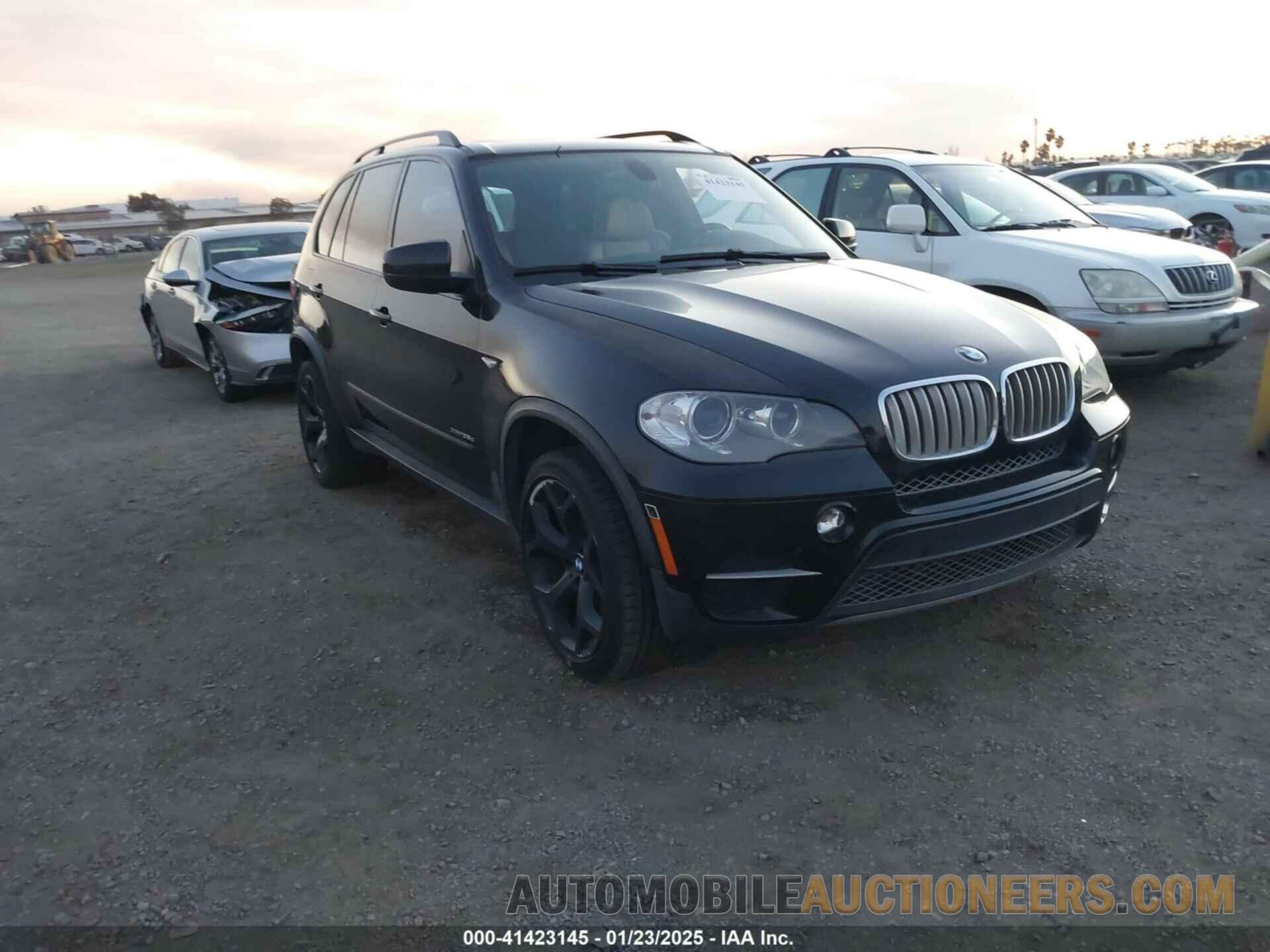 5UXZW0C56D0B92318 BMW X5 2013