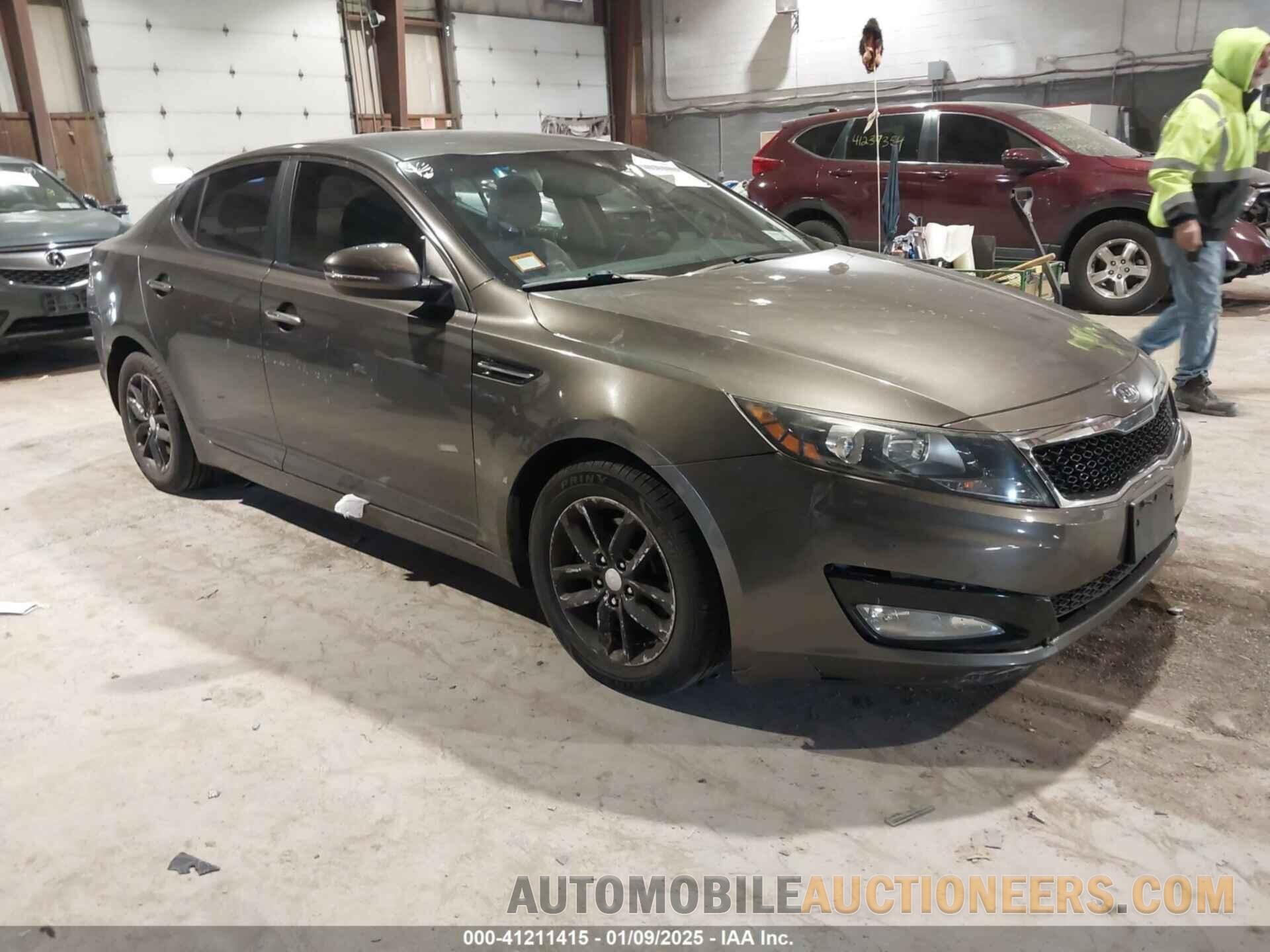 5XXGM4A70CG083910 KIA OPTIMA 2012