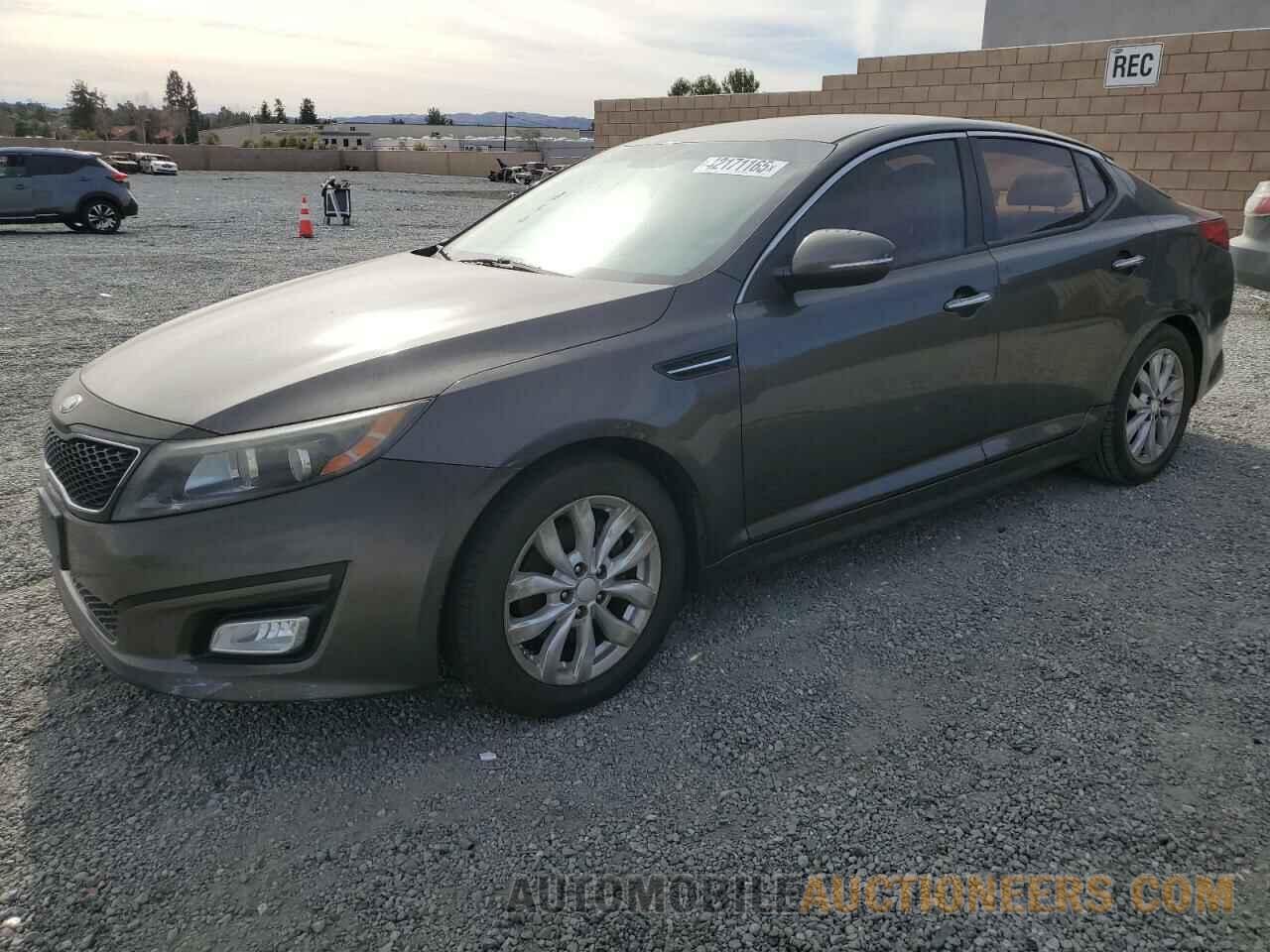 5XXGM4A71FG356972 KIA OPTIMA 2015