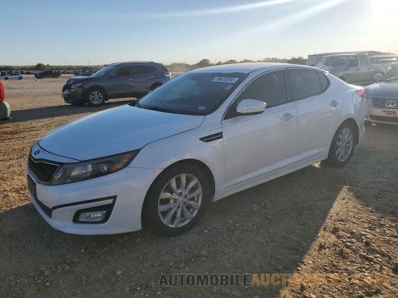 5XXGM4A74FG399122 KIA OPTIMA 2015