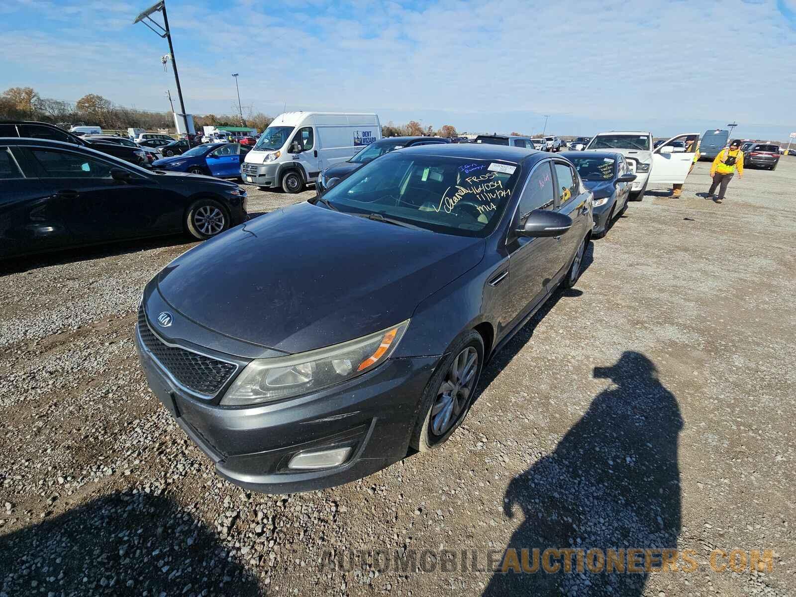 5XXGM4A7XFG464054 Kia Optima 2015