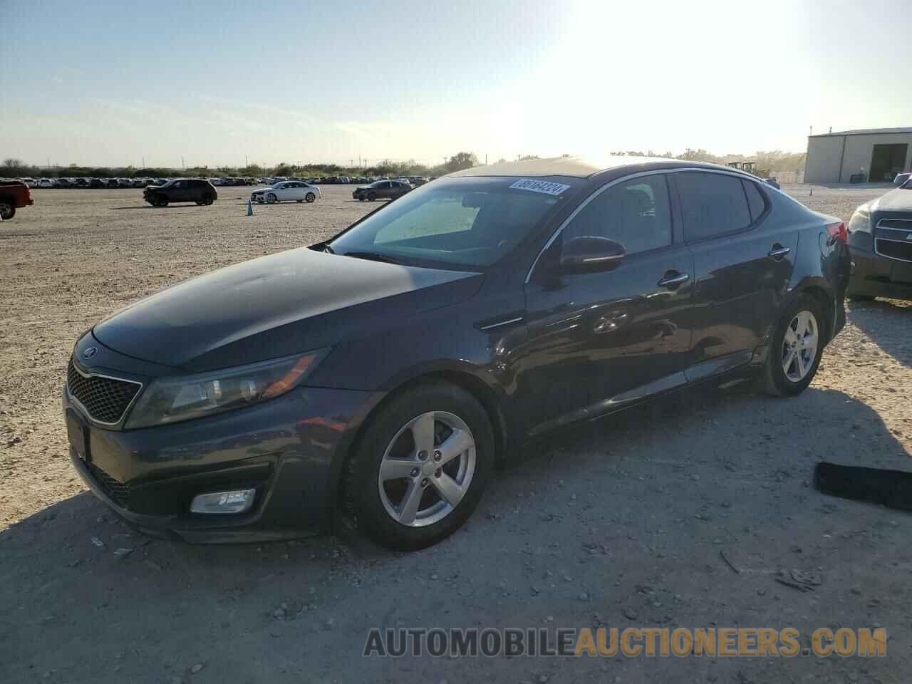 5XXGM4A7XFG511647 KIA OPTIMA 2015