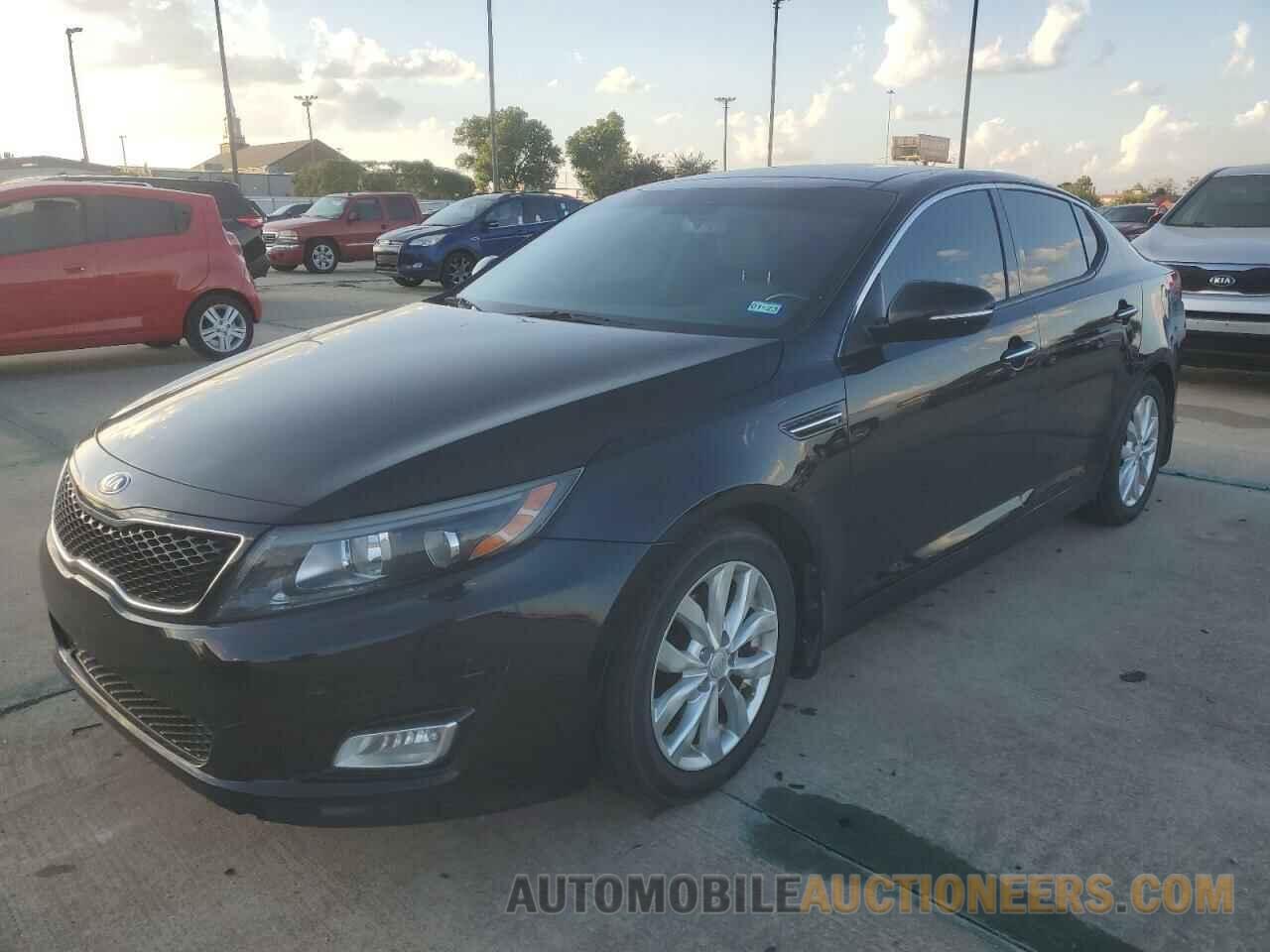 5XXGN4A73FG384625 KIA OPTIMA 2015