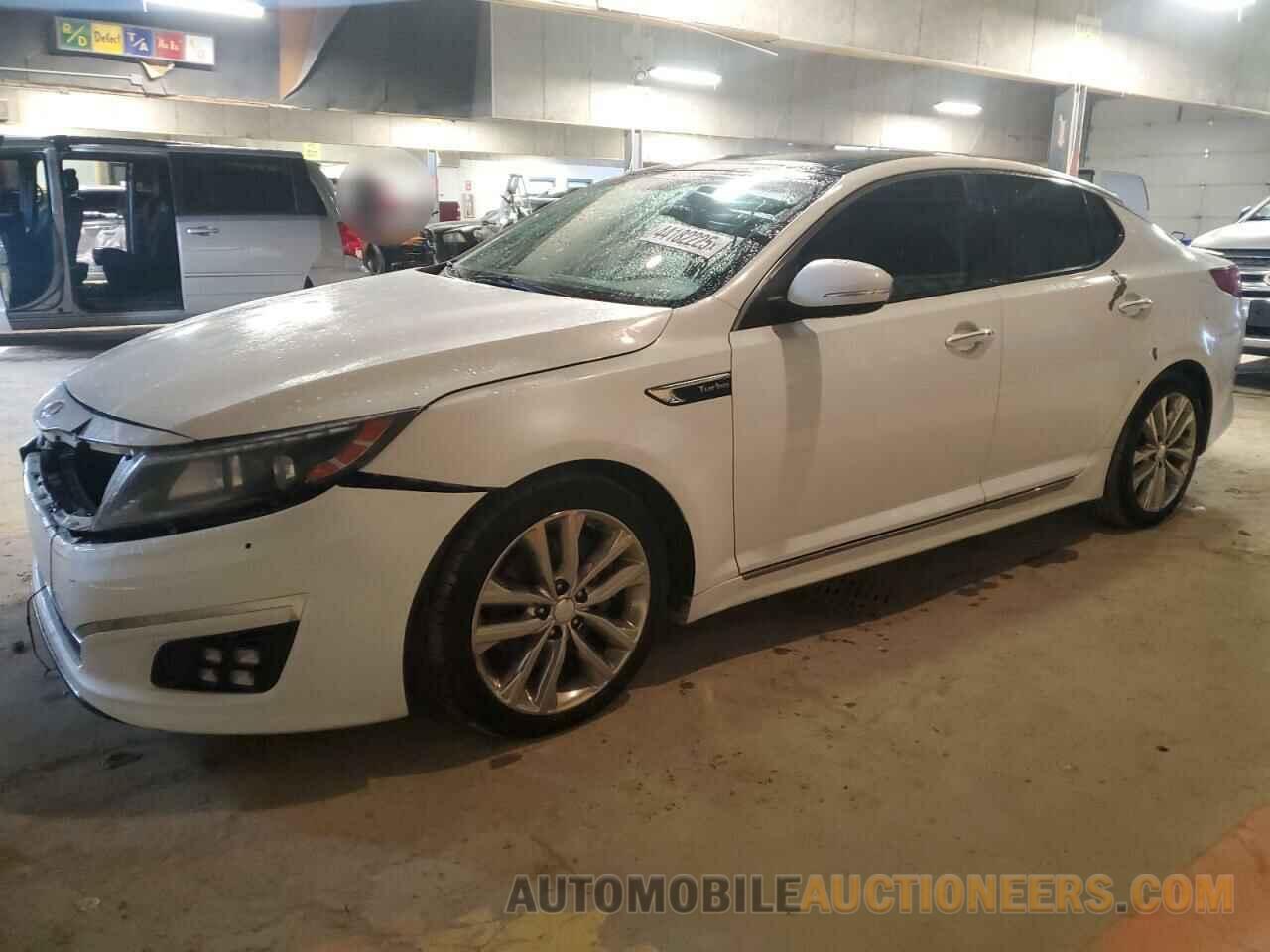 5XXGR4A60FG355112 KIA OPTIMA 2015