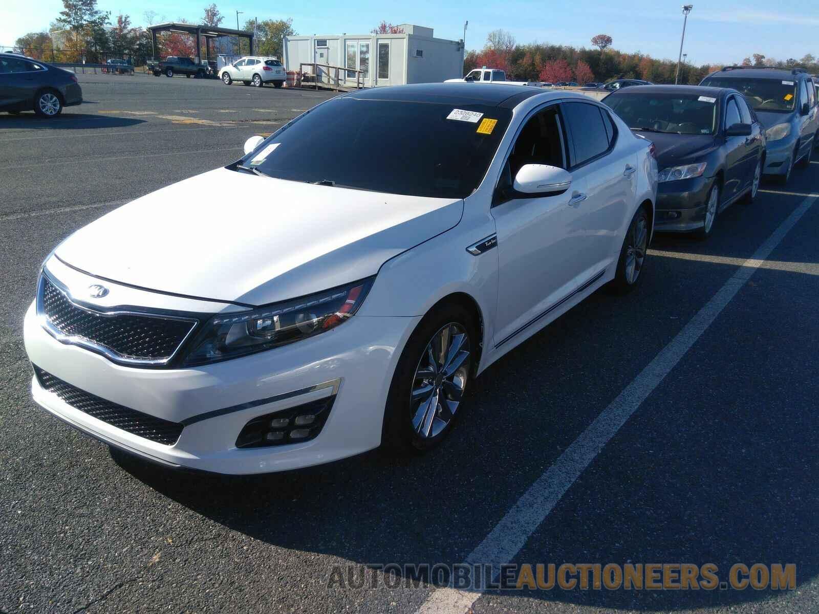 5XXGR4A62FG365382 Kia Optima 2015