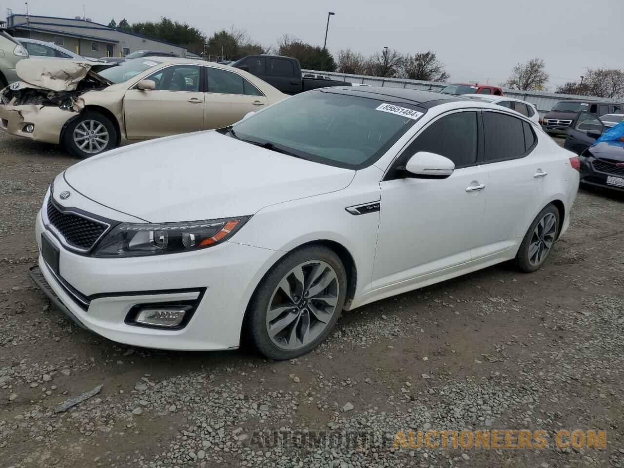 5XXGR4A63FG494764 KIA OPTIMA 2015