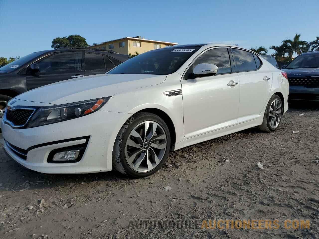 5XXGR4A66FG414535 KIA OPTIMA 2015