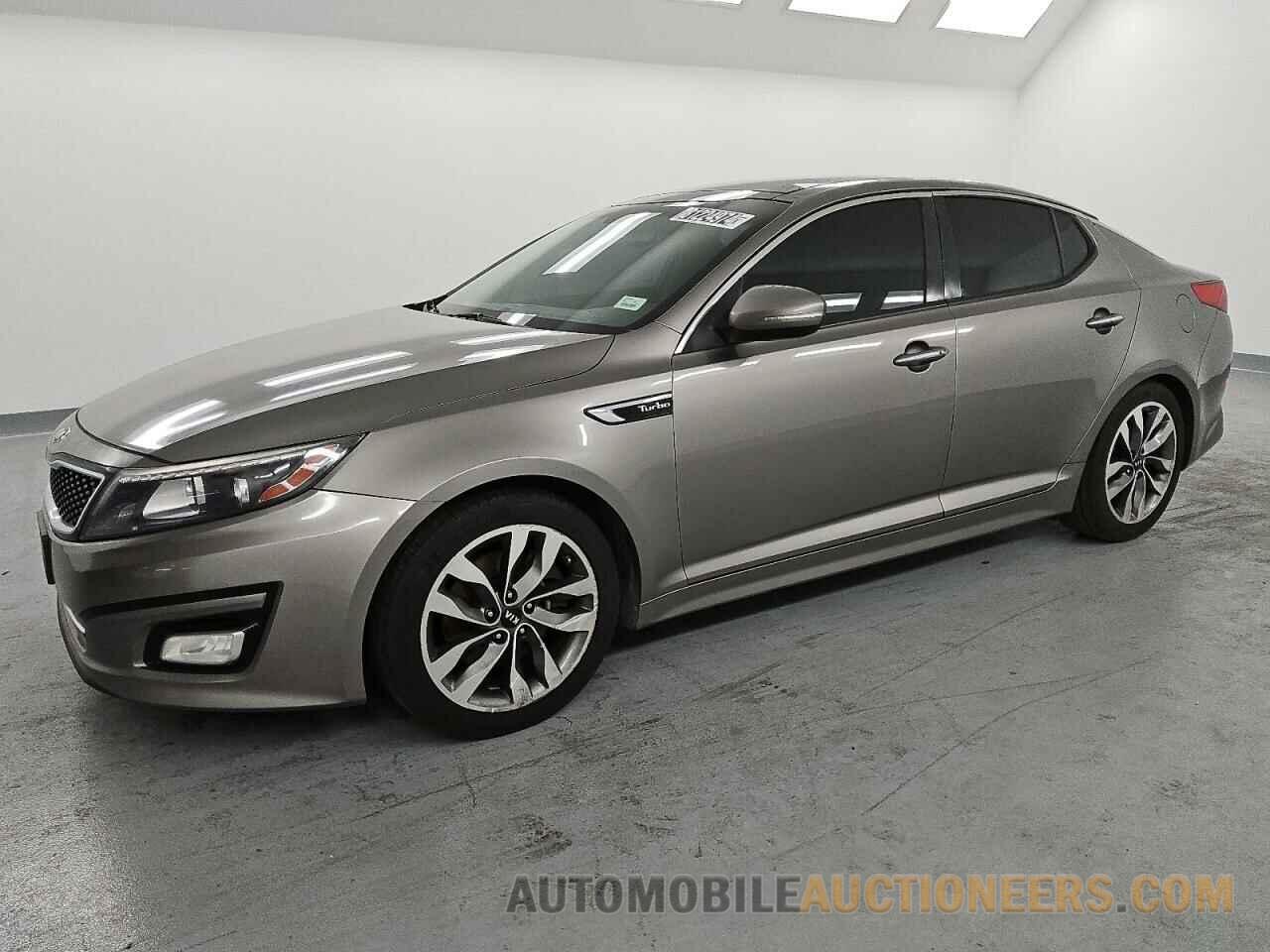 5XXGR4A67FG445955 KIA OPTIMA 2015