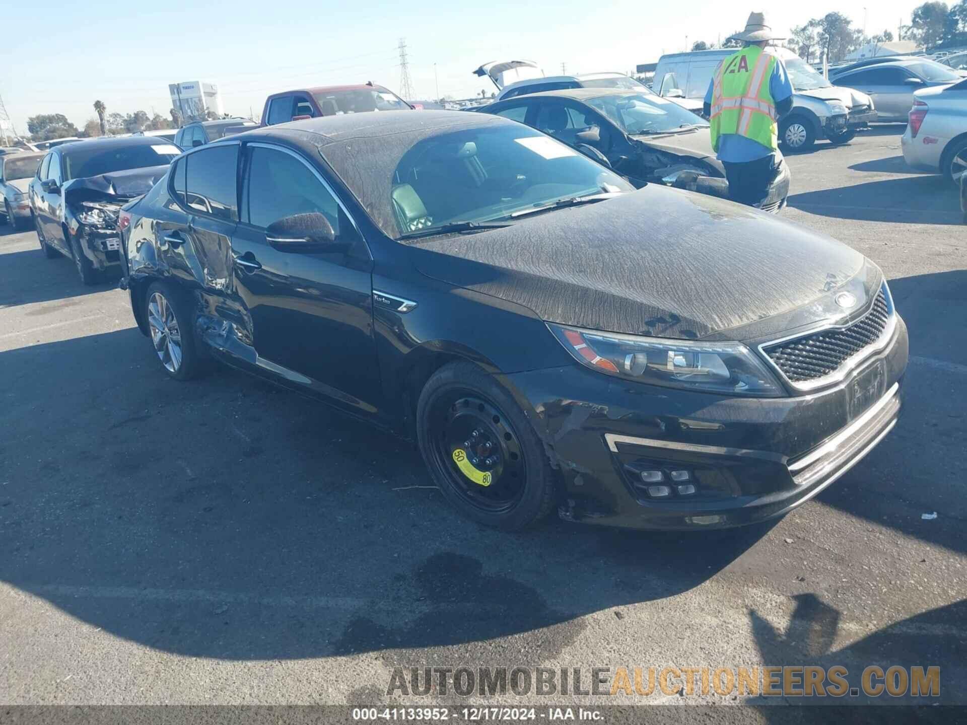 5XXGR4A68FG413516 KIA OPTIMA 2015