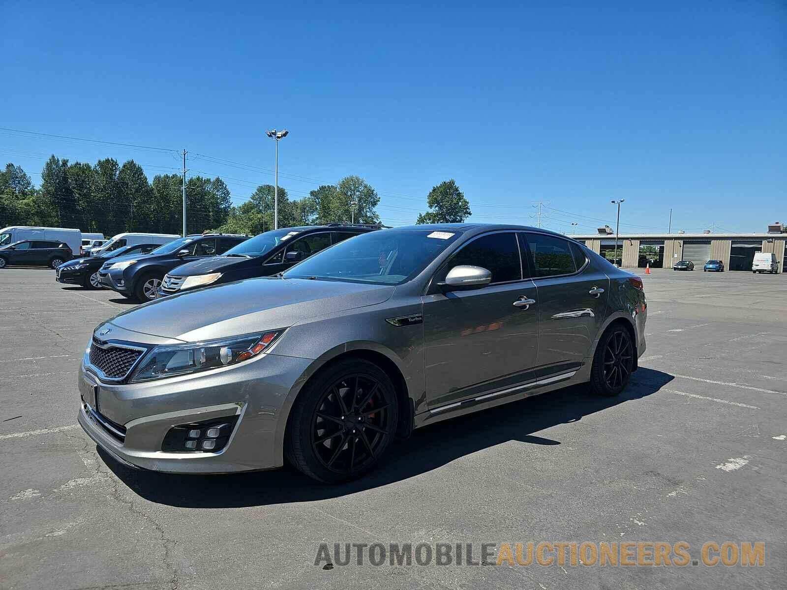 5XXGR4A68FG453868 Kia Optima 2015