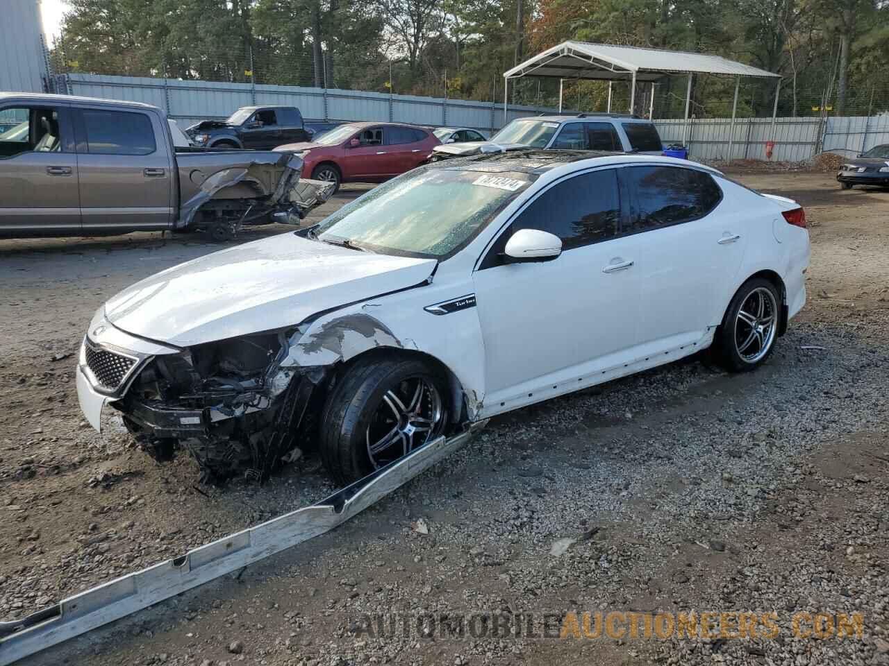 5XXGR4A68FG455295 KIA OPTIMA 2015