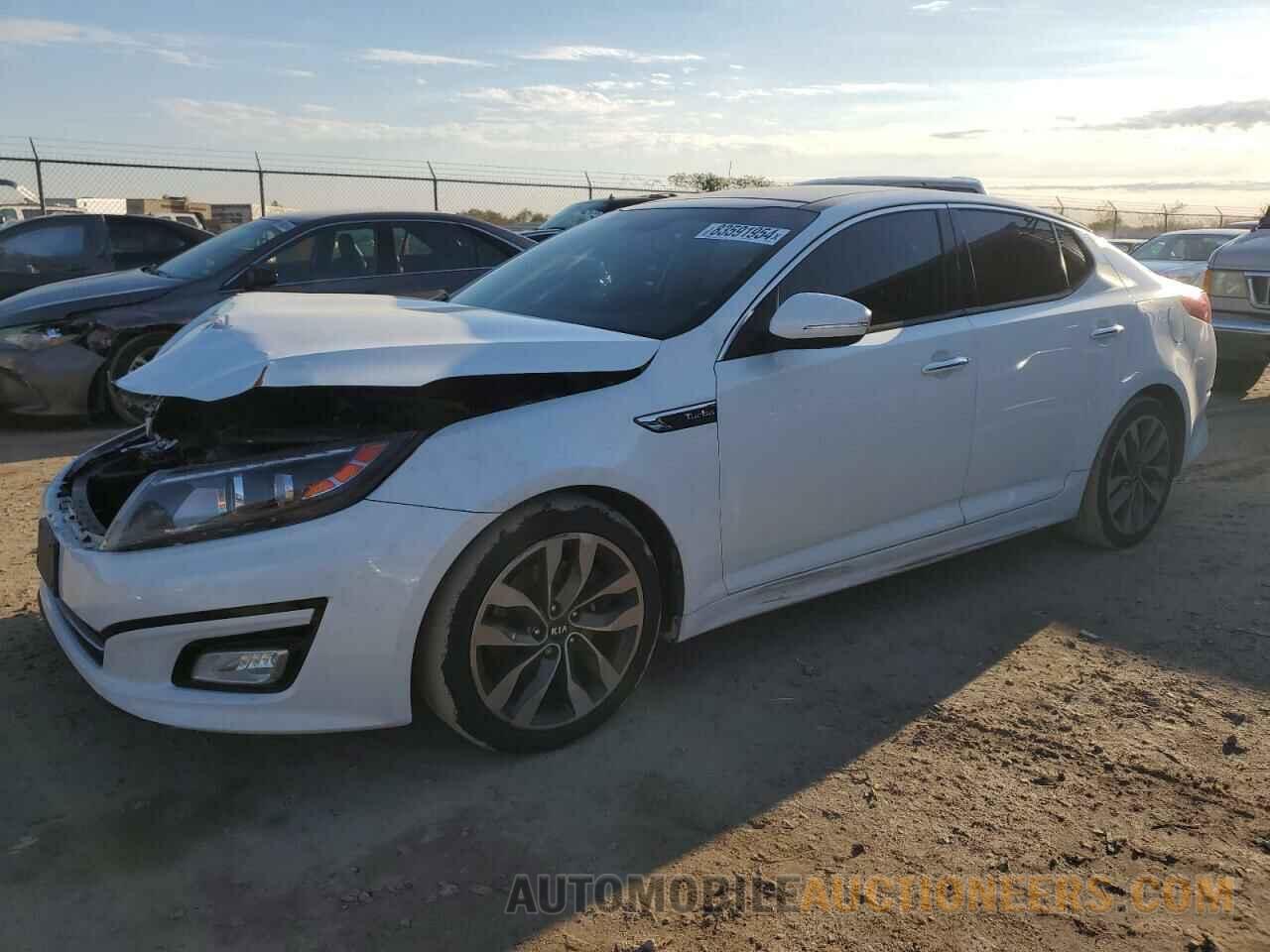 5XXGR4A68FG507783 KIA OPTIMA 2015