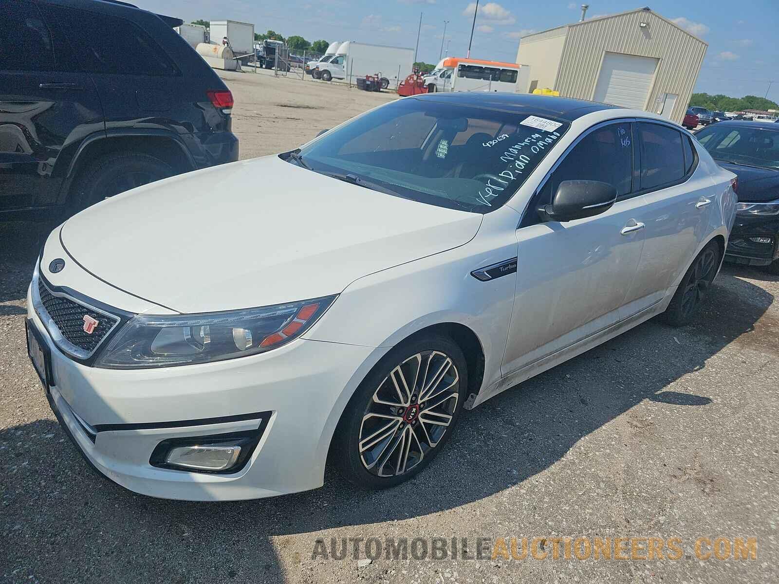 5XXGR4A6XFG430639 Kia Optima 2015