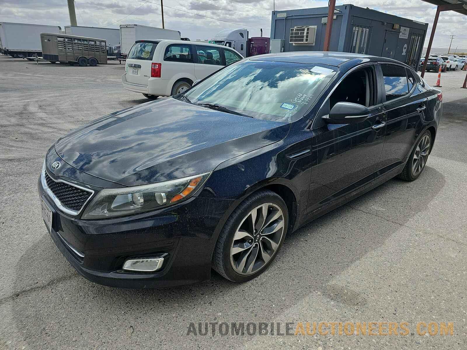 5XXGR4A73FG490948 Kia Optima 2015