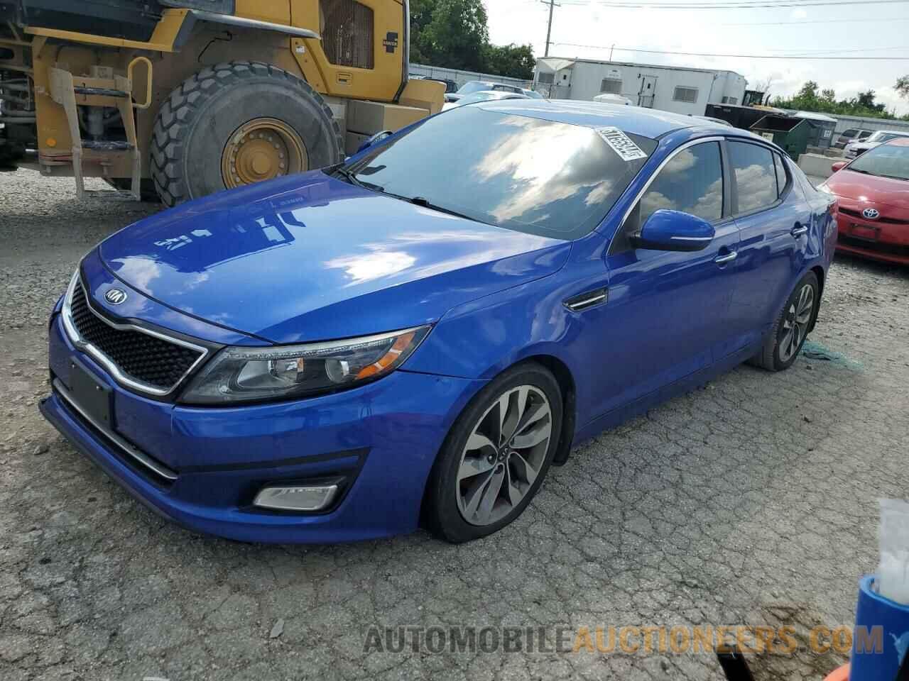 5XXGR4A7XFG365929 KIA OPTIMA 2015