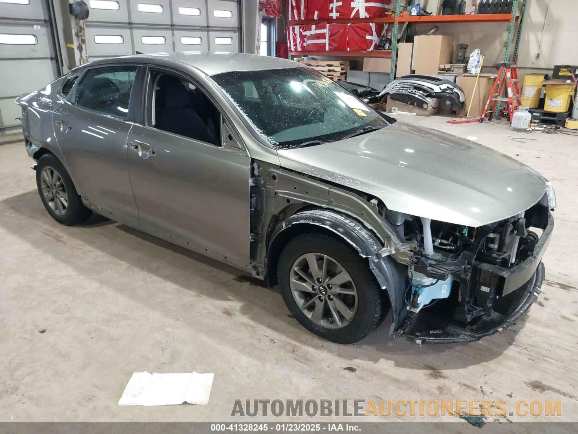 5XXGT4L10GG093001 KIA OPTIMA 2016