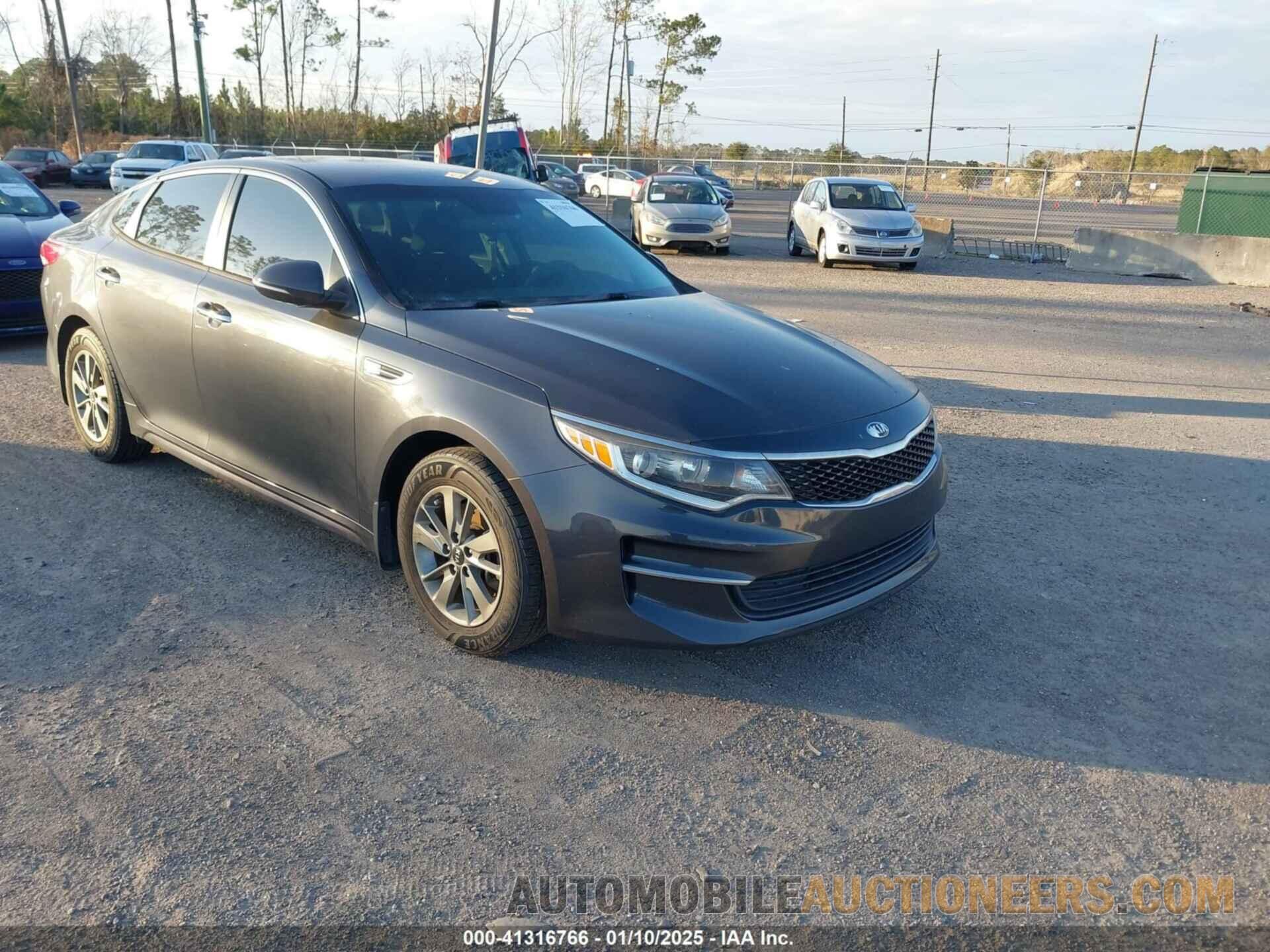 5XXGT4L15HG128813 KIA OPTIMA 2017