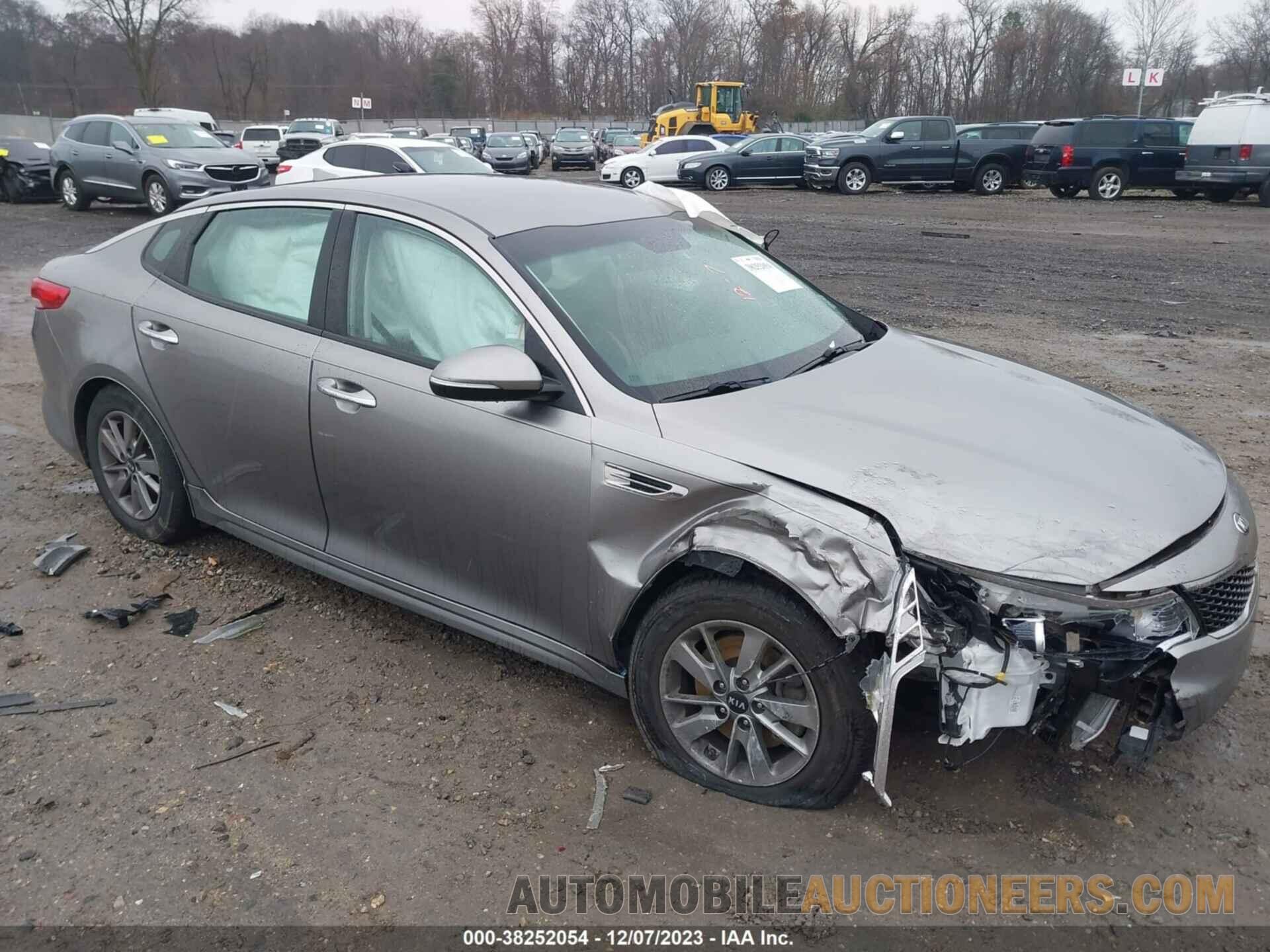 5XXGT4L19JG203213 KIA OPTIMA 2018