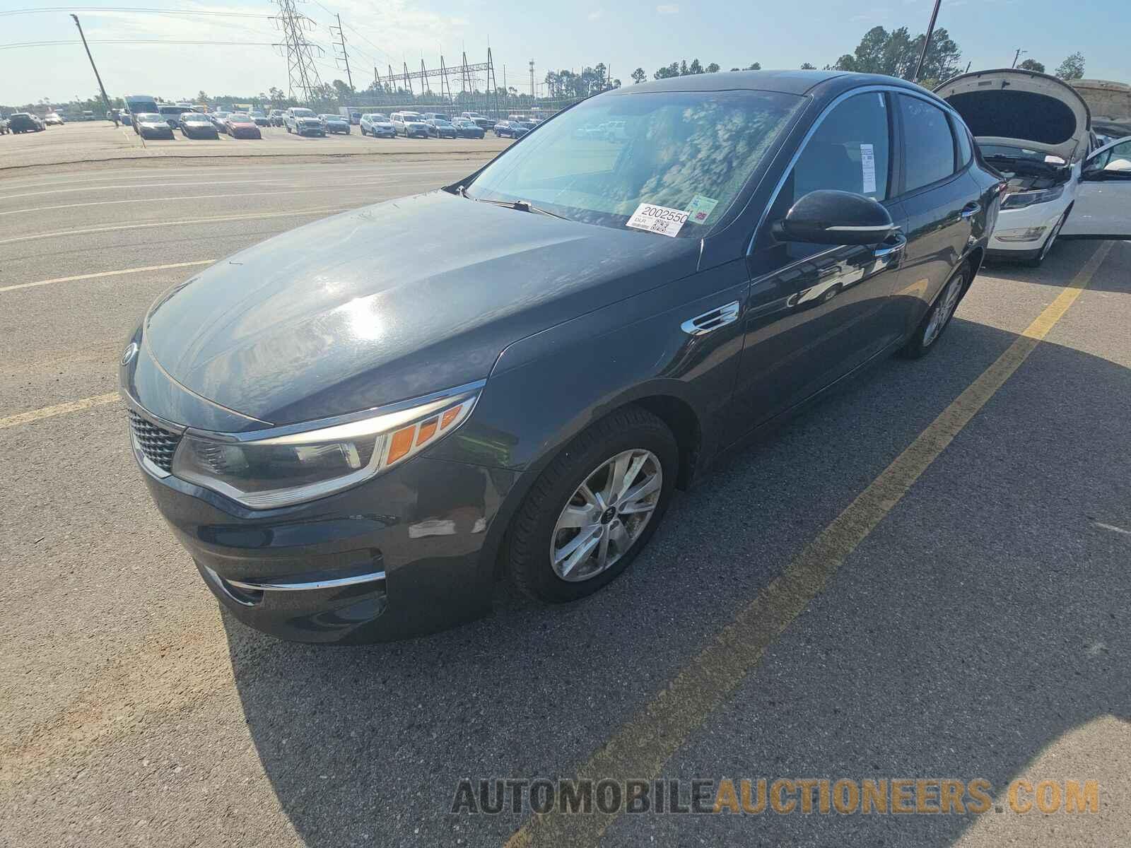 5XXGT4L30GG018980 Kia Optima 2016