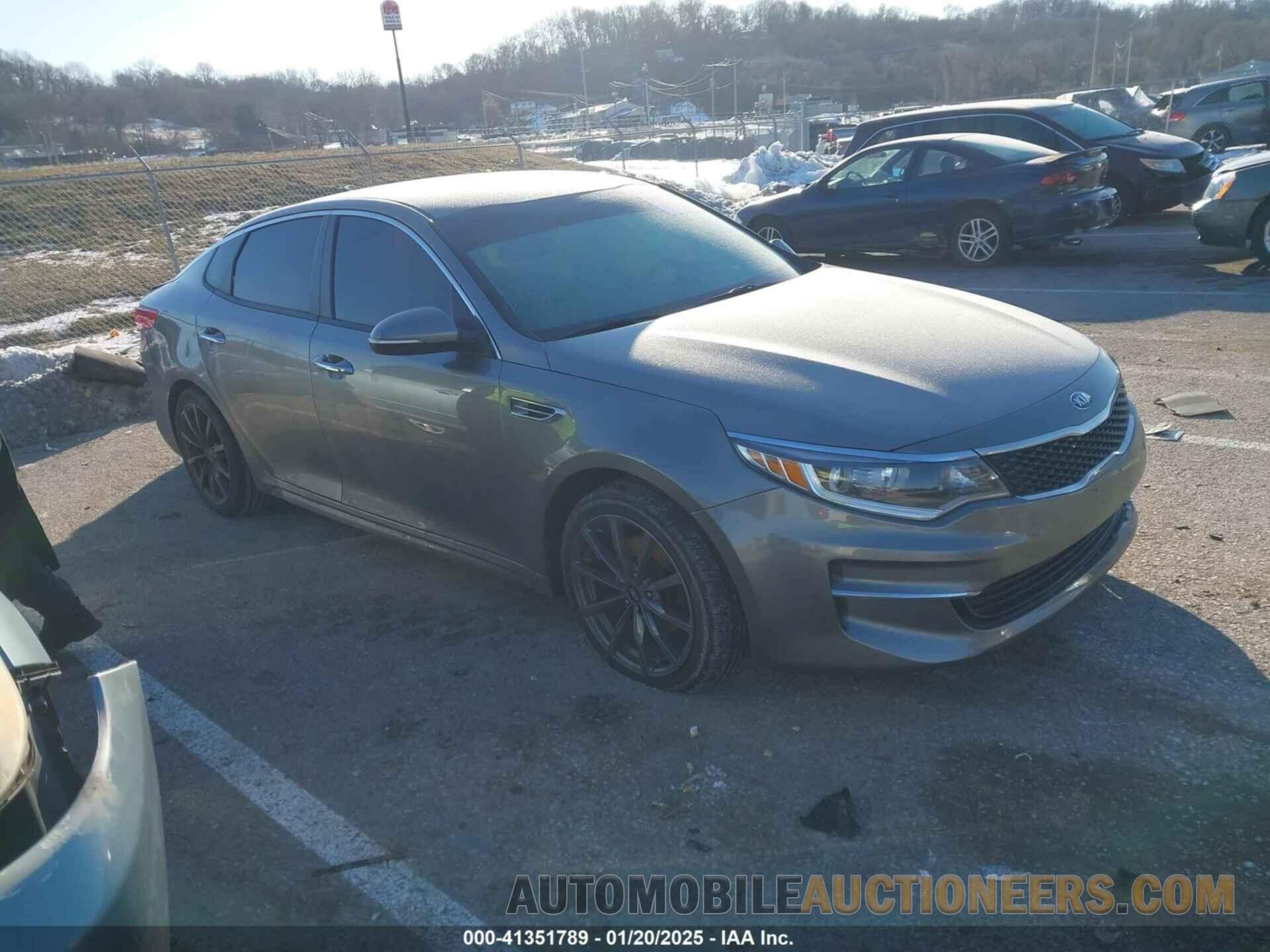 5XXGT4L30JG179241 KIA OPTIMA 2018