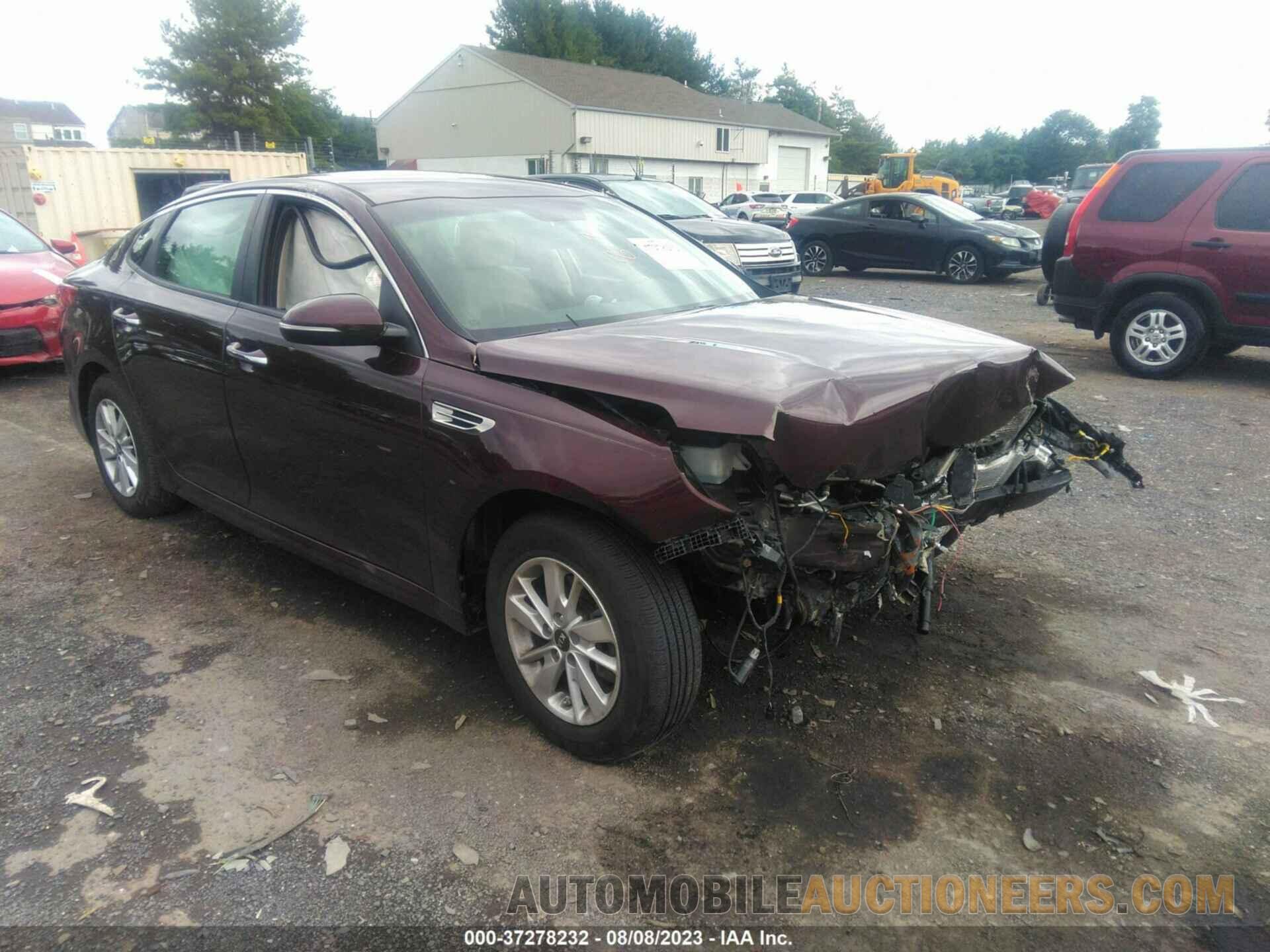 5XXGT4L30JG184911 KIA OPTIMA 2018