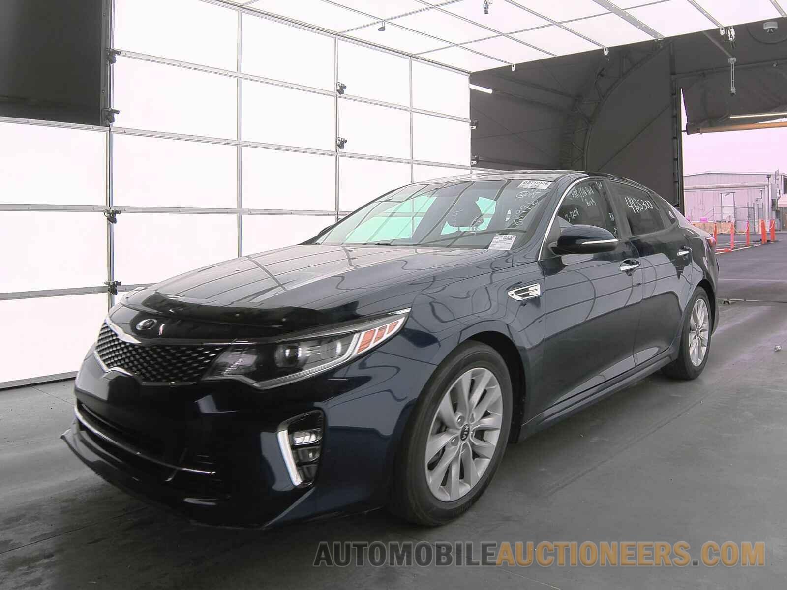 5XXGT4L30JG188926 Kia Optima 2018