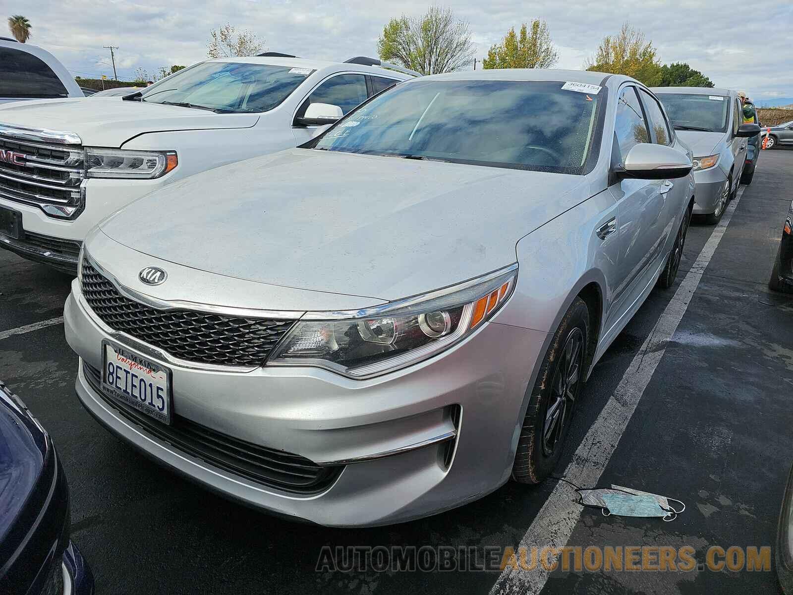 5XXGT4L30JG189400 Kia Optima 2018