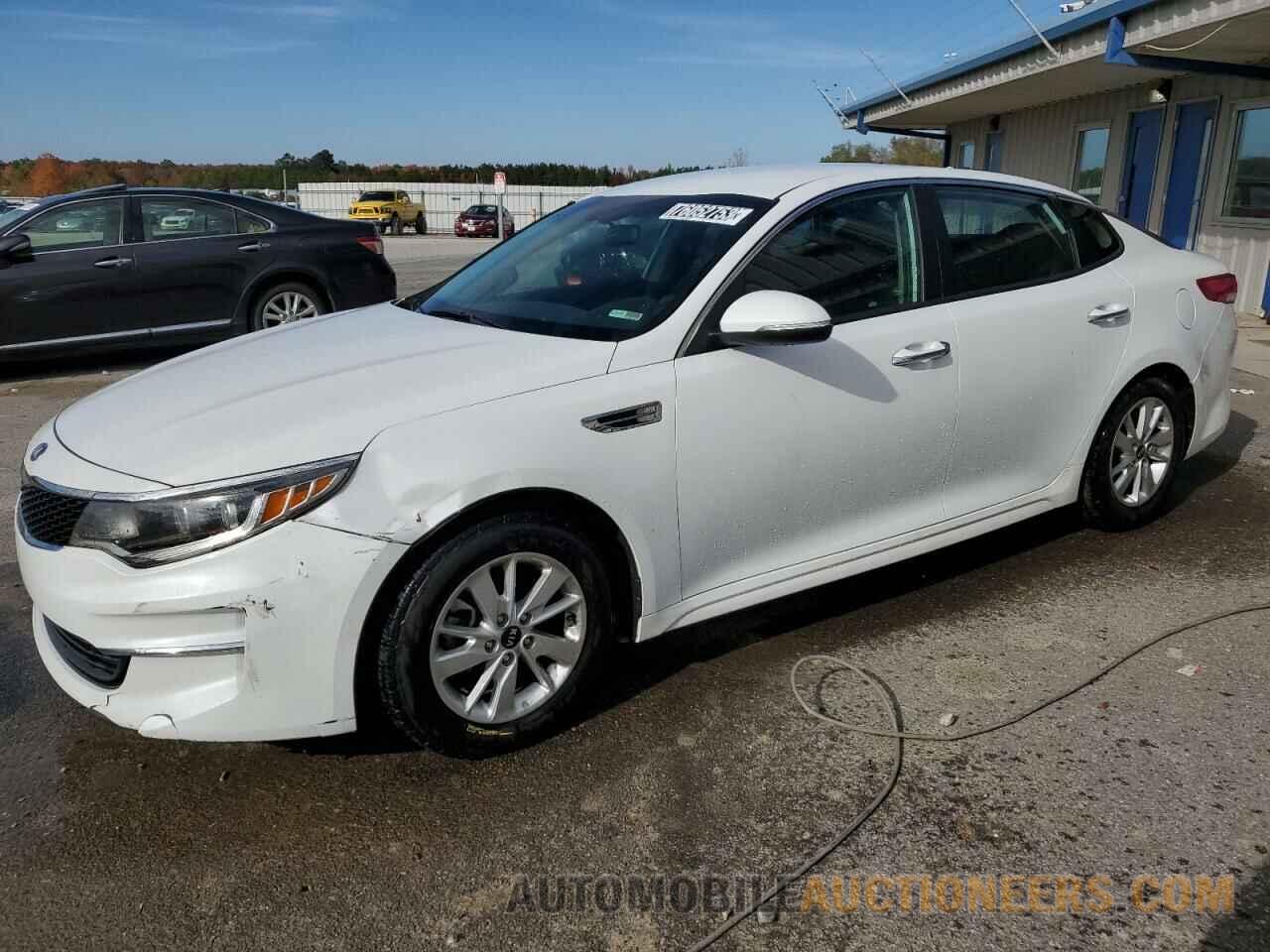 5XXGT4L30JG200525 KIA OPTIMA 2018