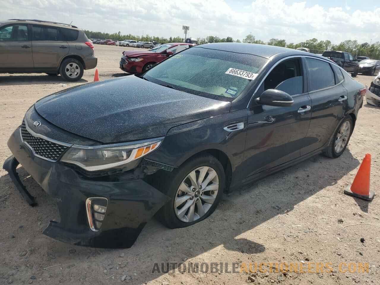 5XXGT4L30JG208866 KIA OPTIMA 2018