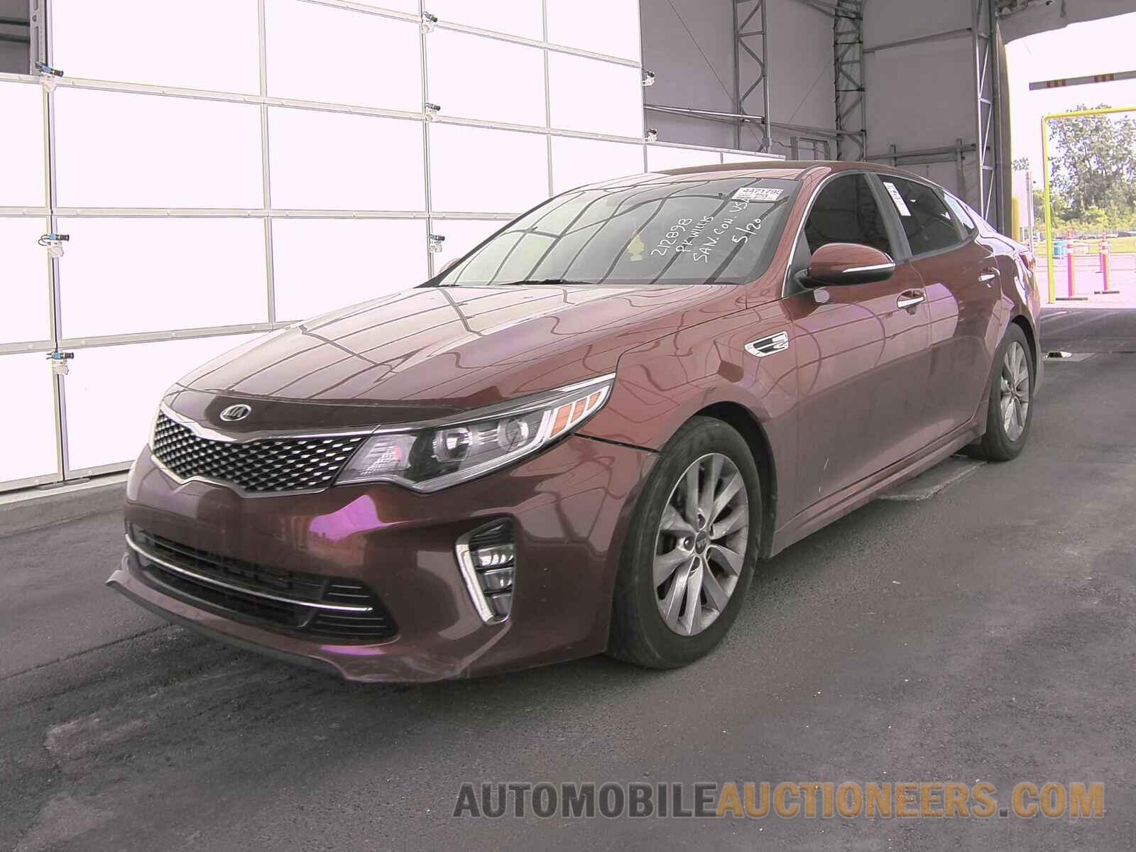 5XXGT4L30JG212898 Kia Optima 2018