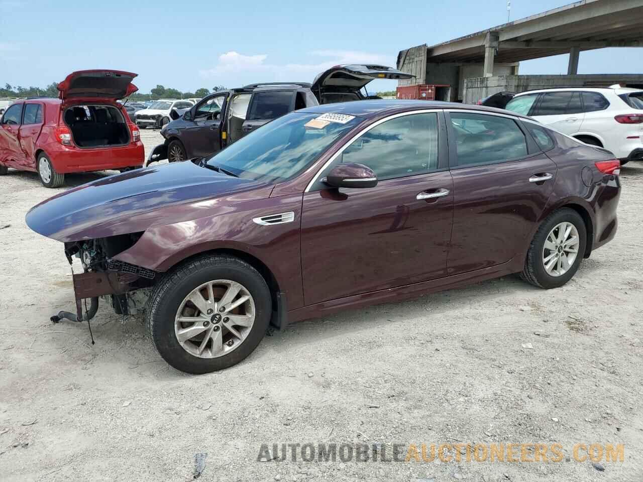 5XXGT4L30JG227711 KIA OPTIMA 2018