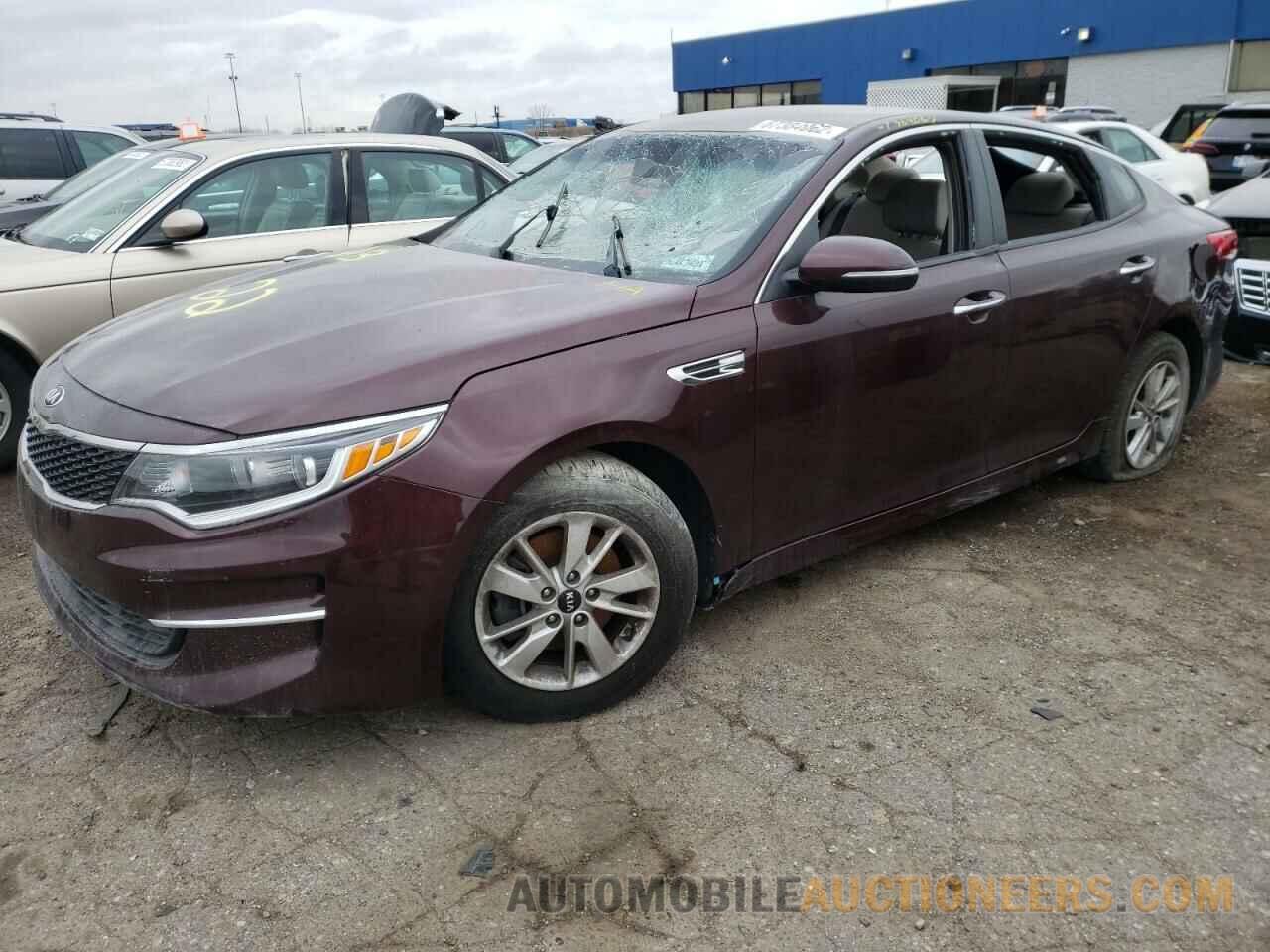 5XXGT4L30JG228180 KIA OPTIMA 2018