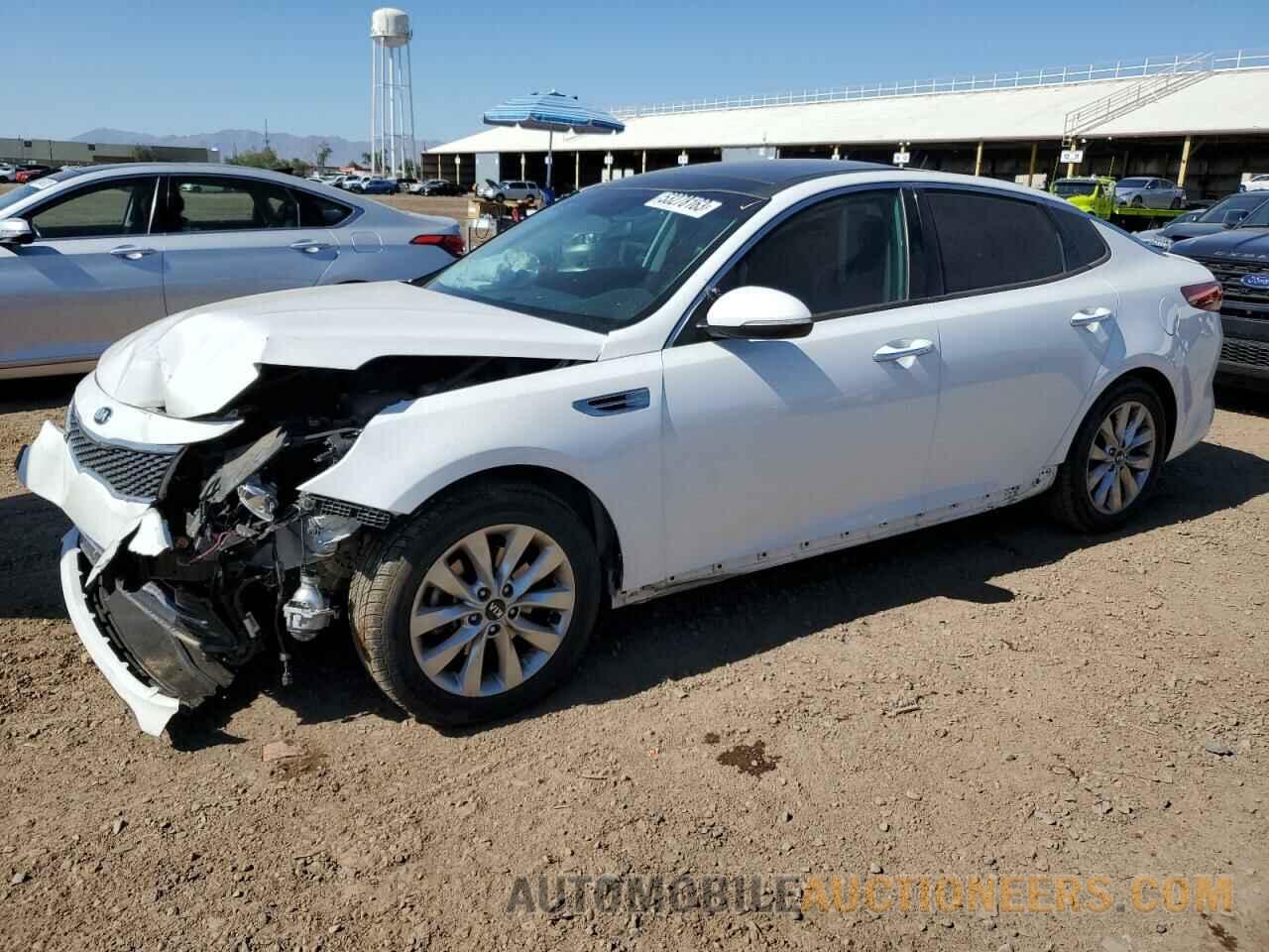 5XXGT4L30JG236781 KIA OPTIMA 2018