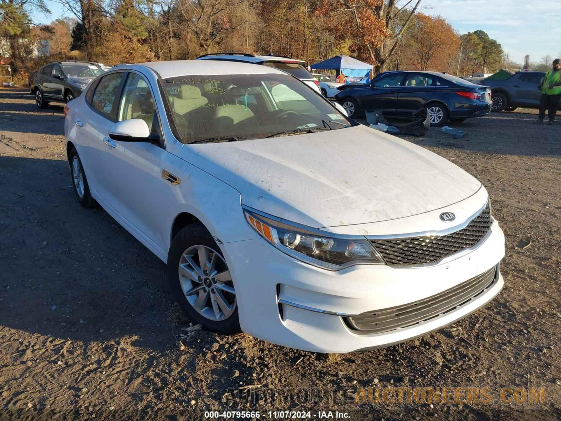 5XXGT4L30JG237770 KIA OPTIMA 2018