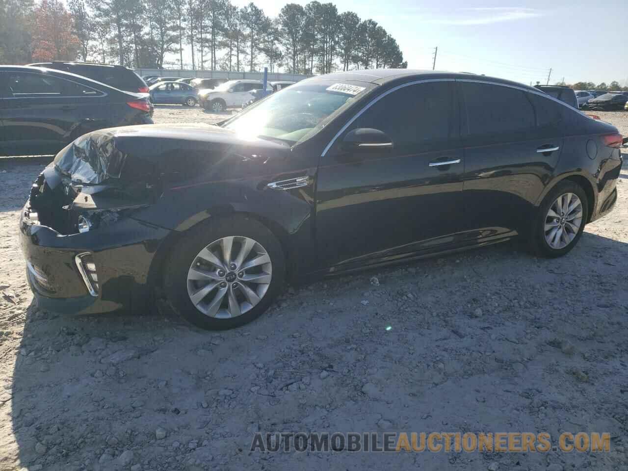 5XXGT4L30JG241009 KIA OPTIMA 2018