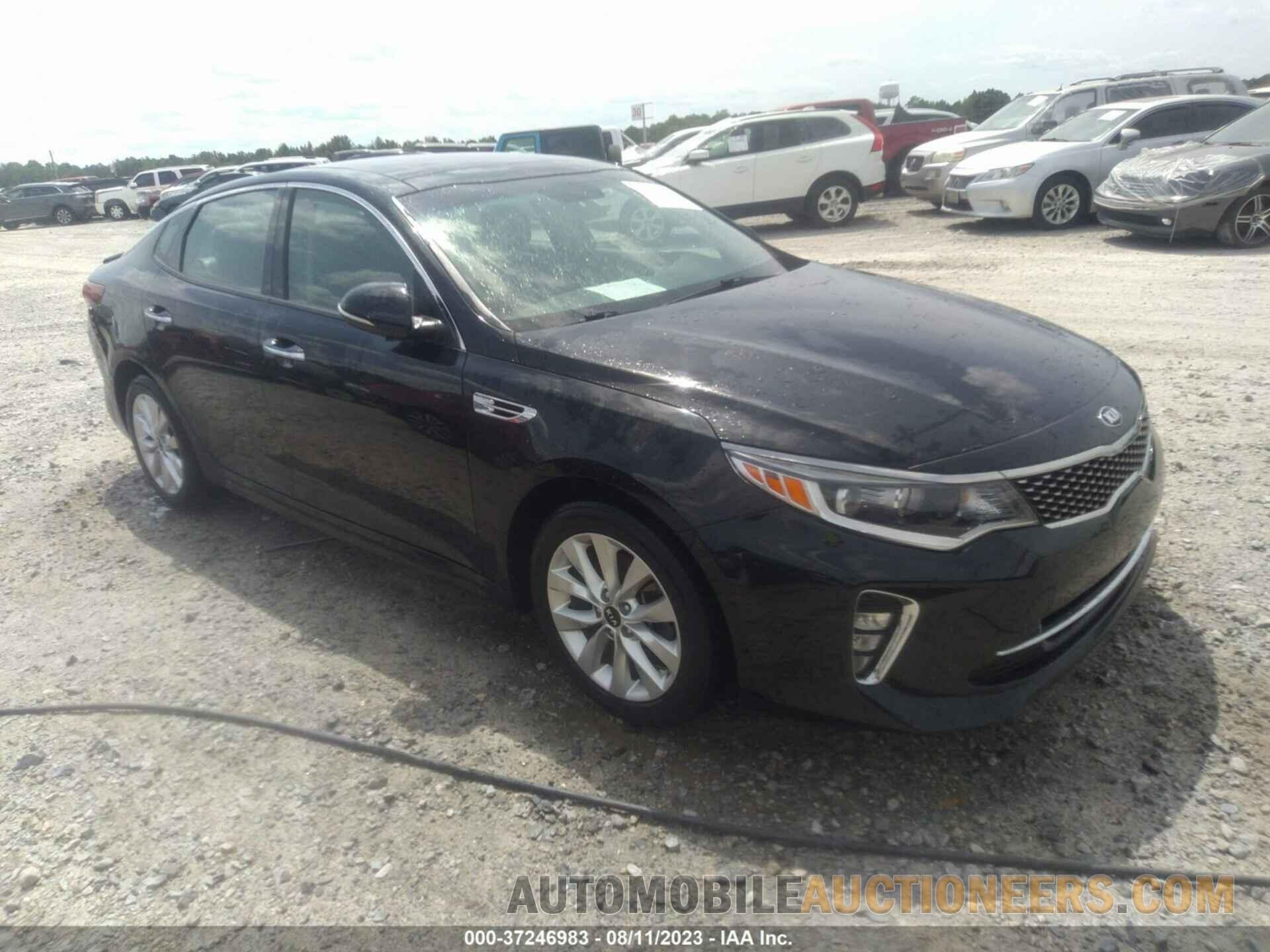 5XXGT4L30JG242032 KIA OPTIMA 2018