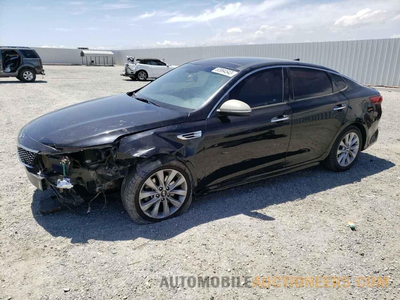 5XXGT4L30JG247683 KIA OPTIMA 2018