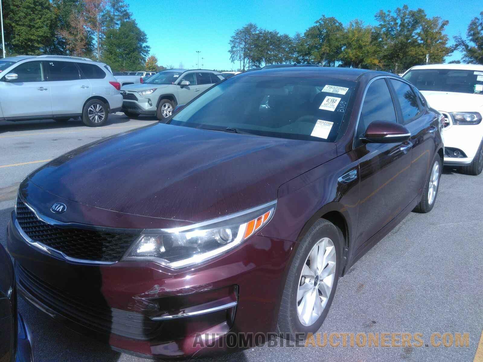 5XXGT4L30JG253466 Kia Optima 2018