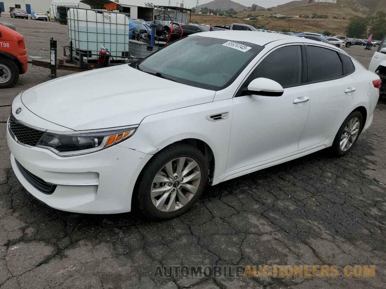 5XXGT4L30JG259994 KIA OPTIMA 2018