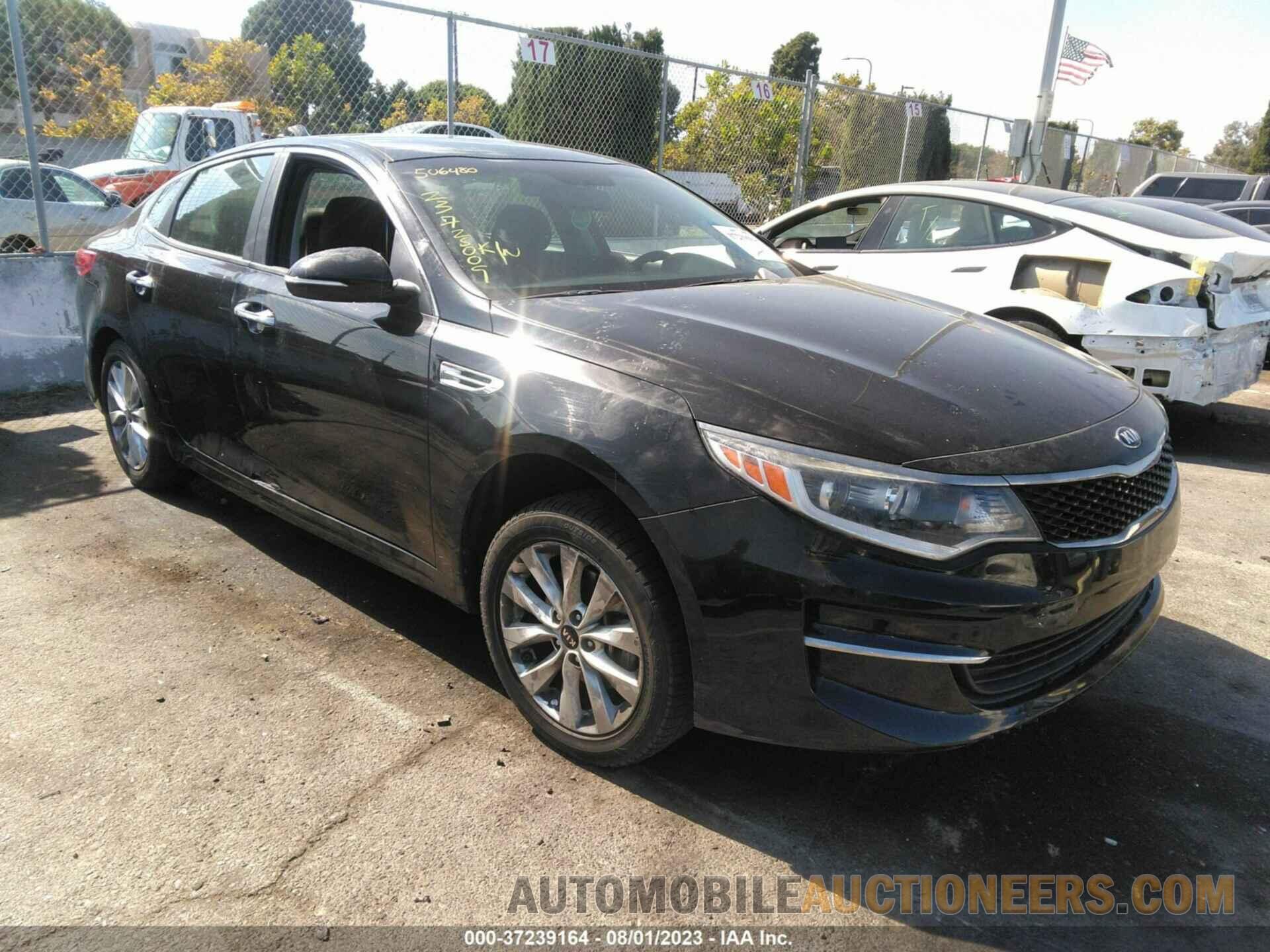 5XXGT4L30JG265679 KIA OPTIMA 2018