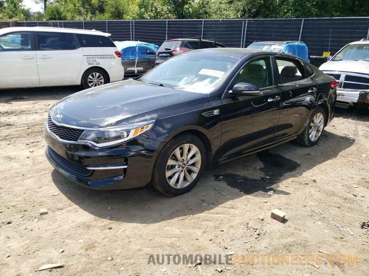 5XXGT4L30JG266220 KIA OPTIMA 2018