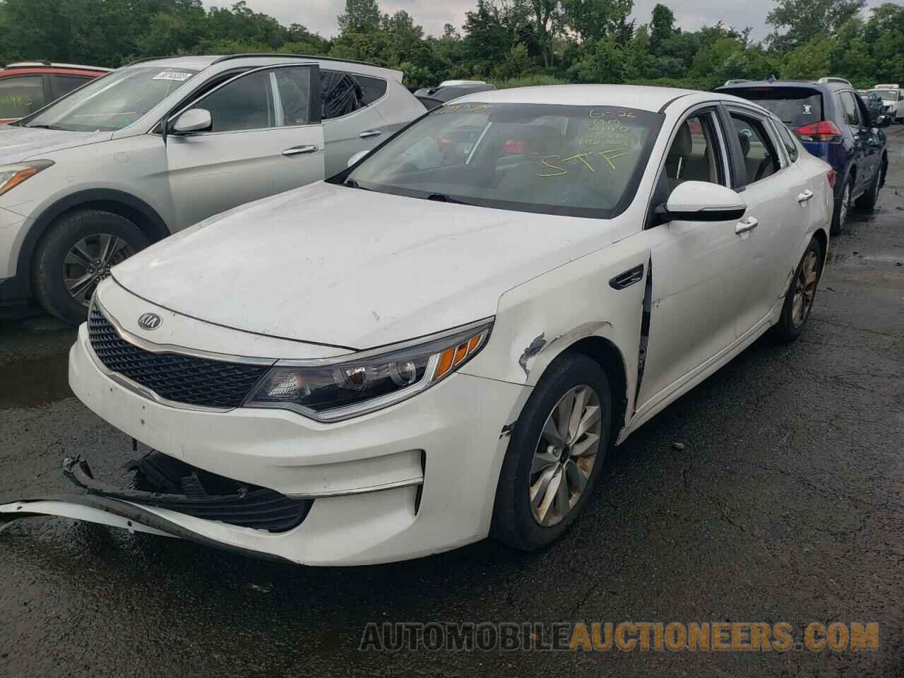 5XXGT4L30JG268176 KIA OPTIMA 2018