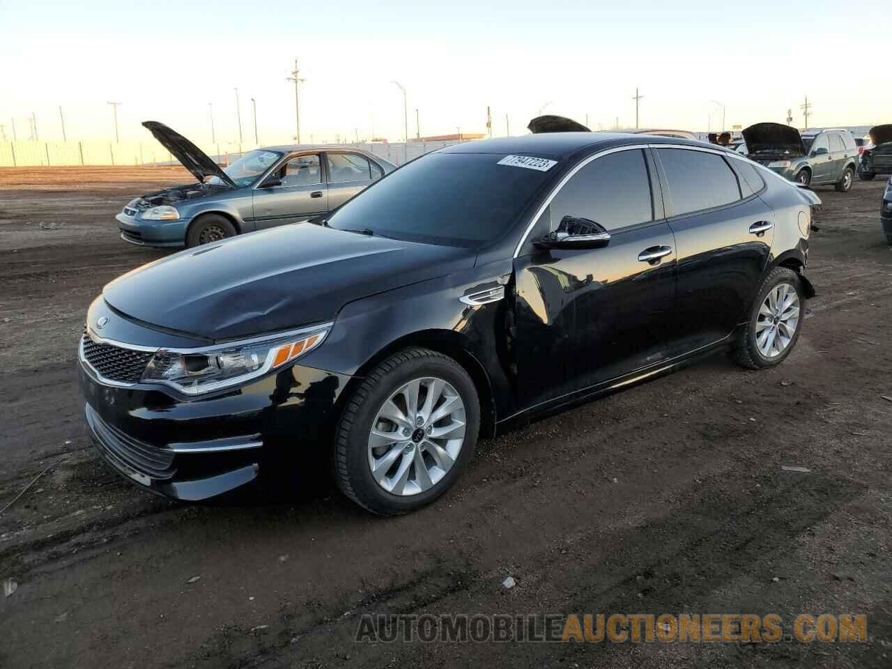 5XXGT4L30JG271806 KIA OPTIMA 2018