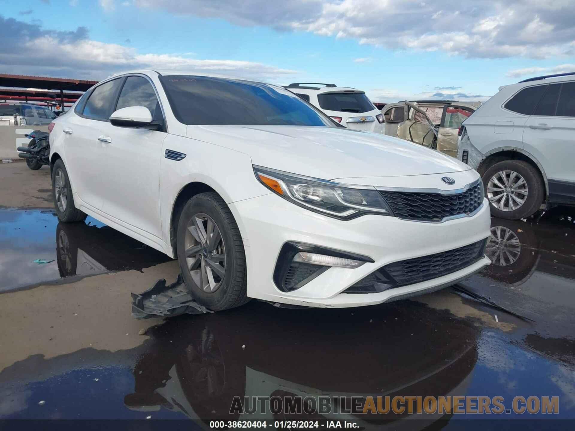 5XXGT4L30LG445909 KIA OPTIMA 2020