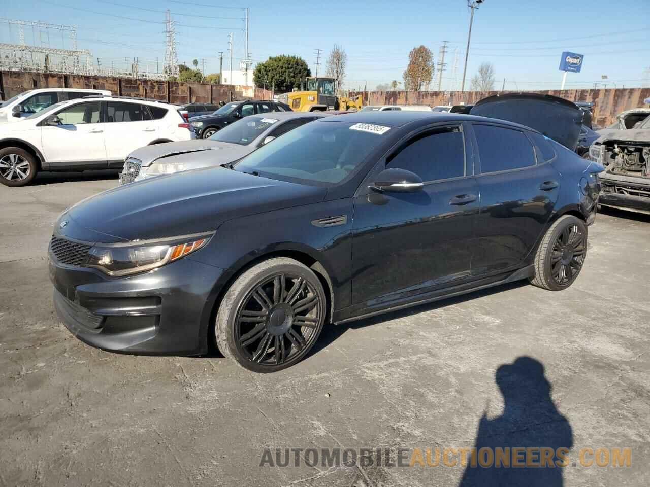 5XXGT4L31JG179605 KIA OPTIMA 2018