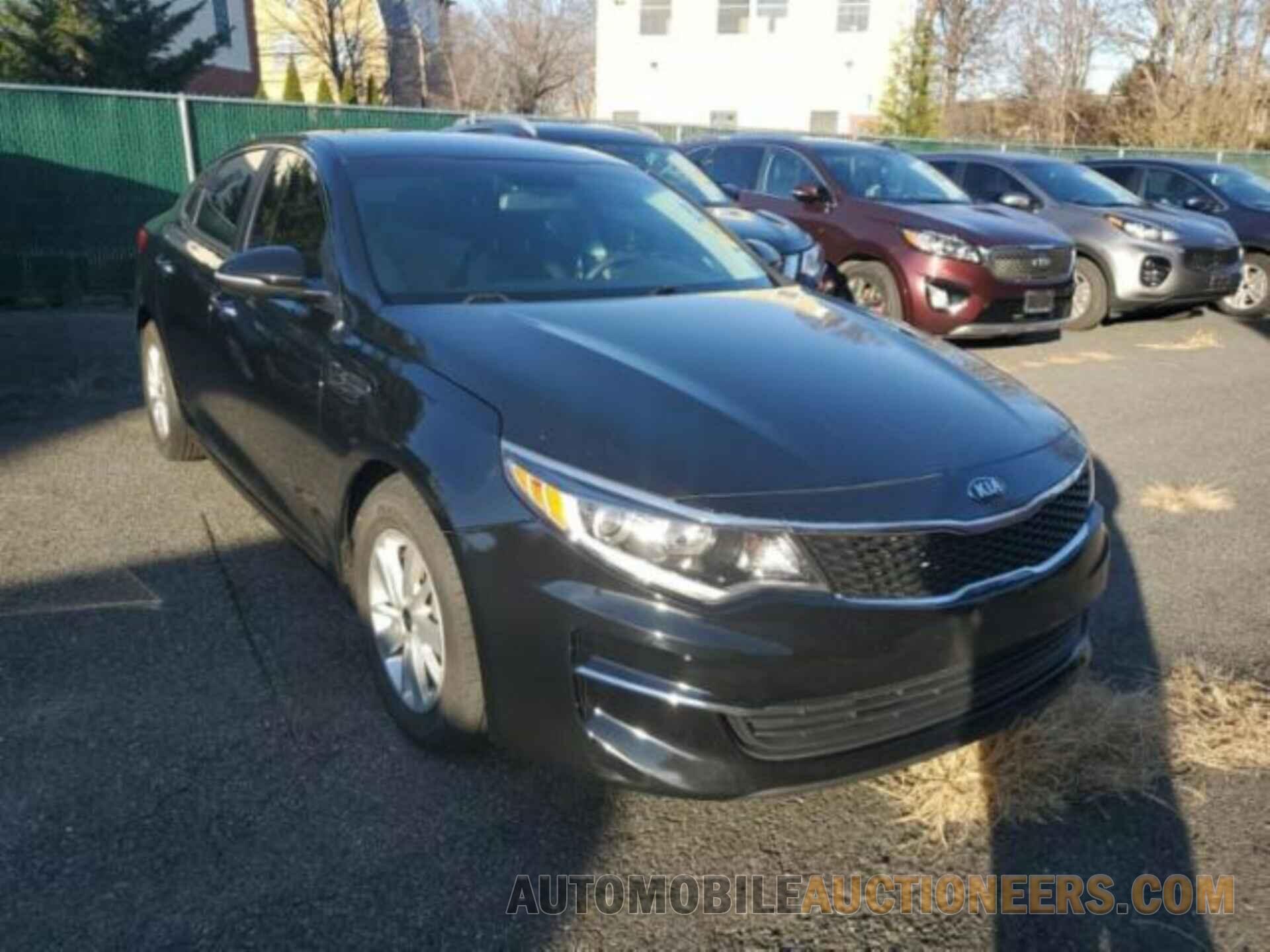 5XXGT4L31JG215535 KIA OPTIMA 2018