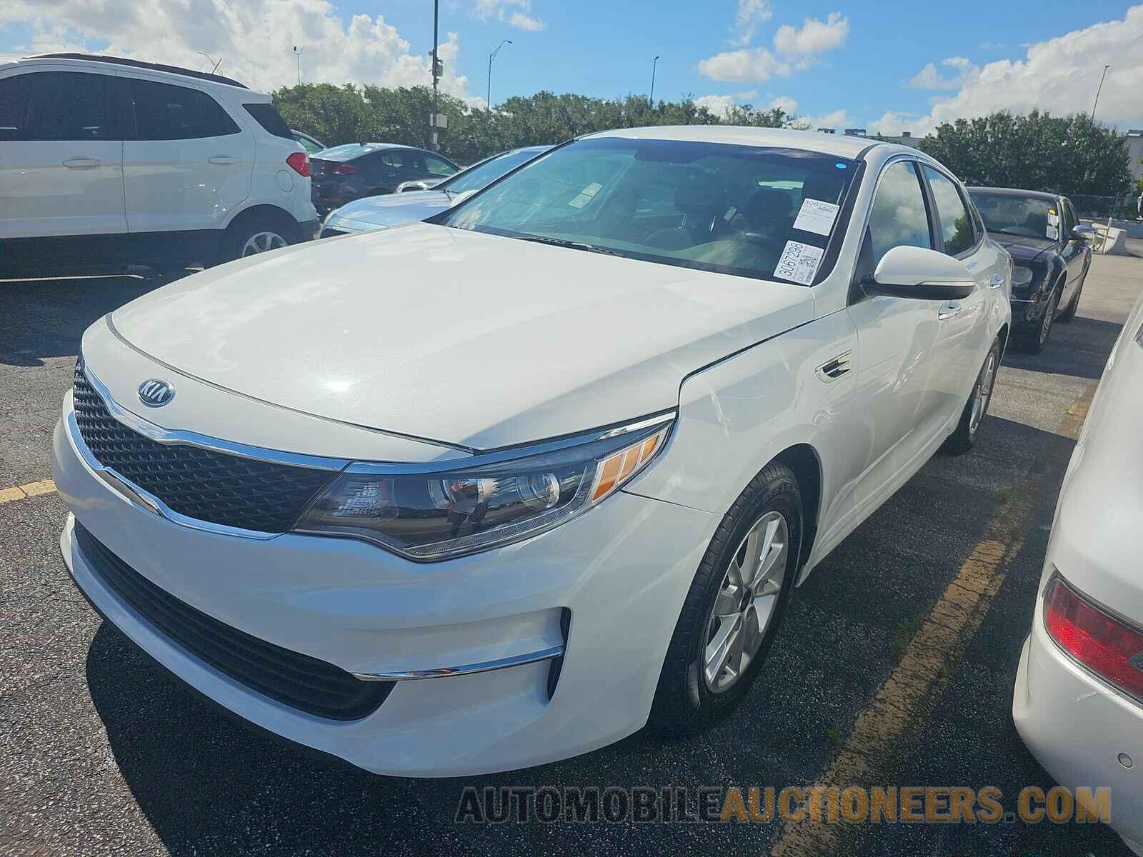 5XXGT4L31JG219455 Kia Optima 2018