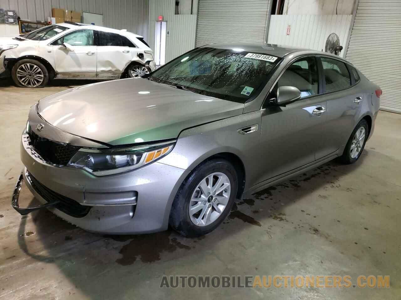 5XXGT4L31JG232657 KIA OPTIMA 2018